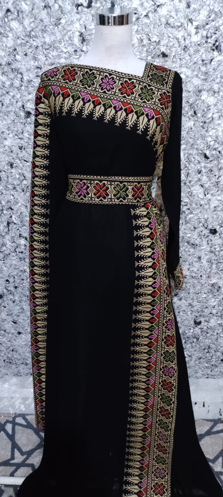 Jordanian Palestinian Dress Abaya THOBE / KAFTAN (Embroidered)